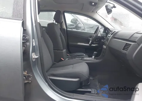 2010 Dodge Avenger Express z USA, uszkodzony, nr VIN 1B3CC1FB3AN230432